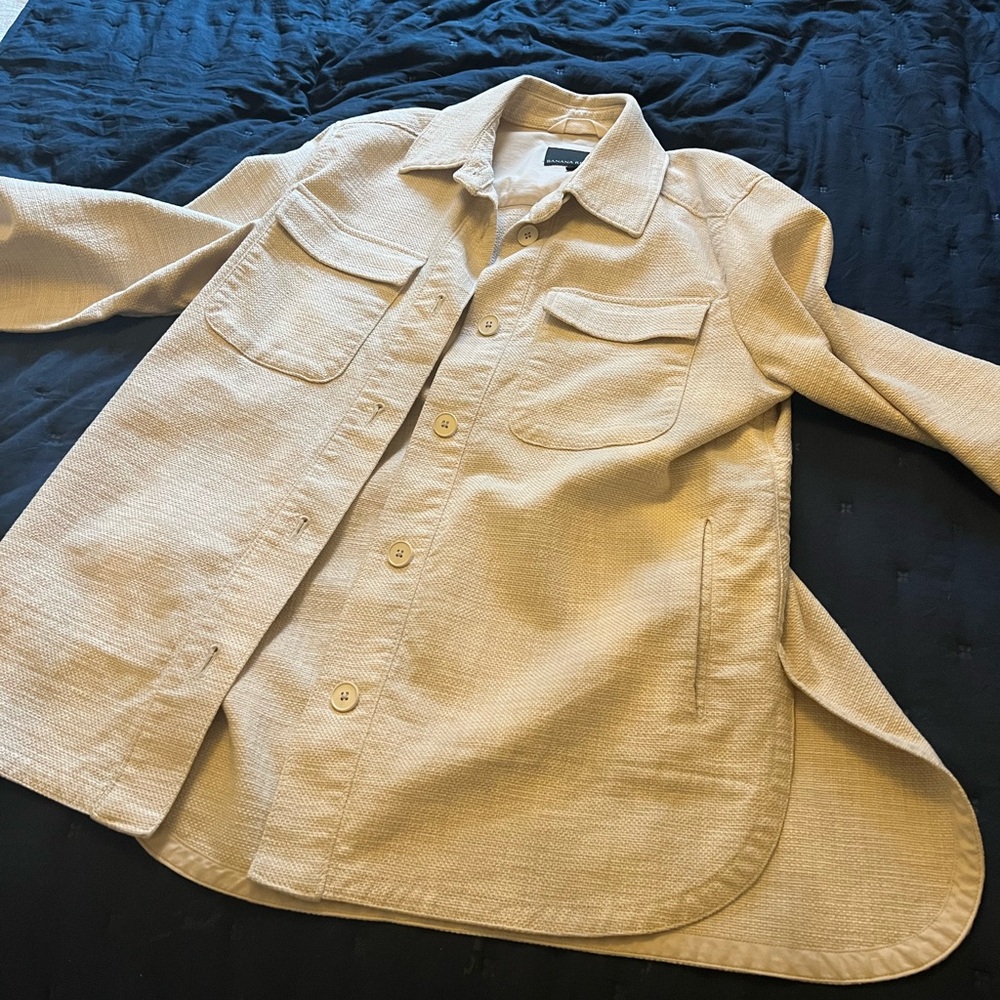 Women’s Size Medium Banana Republic Cream Textured Jacket